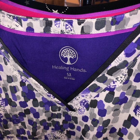 Healing Hands Grosgrain Ribbon V-Neck purple short sleeve scrub top - Picture 5 of 7